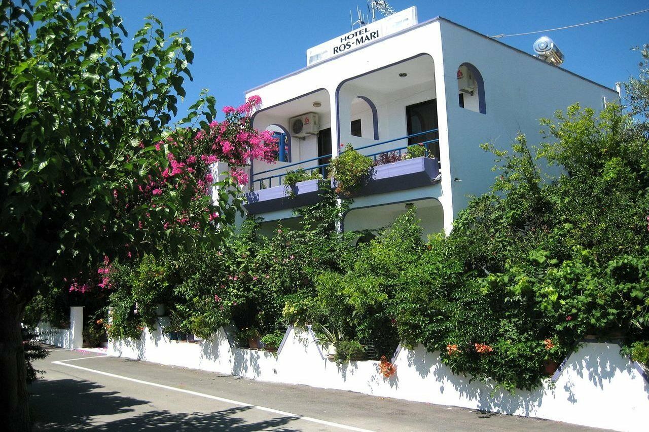 Rosmari Hotel Архангелос Екстериор снимка