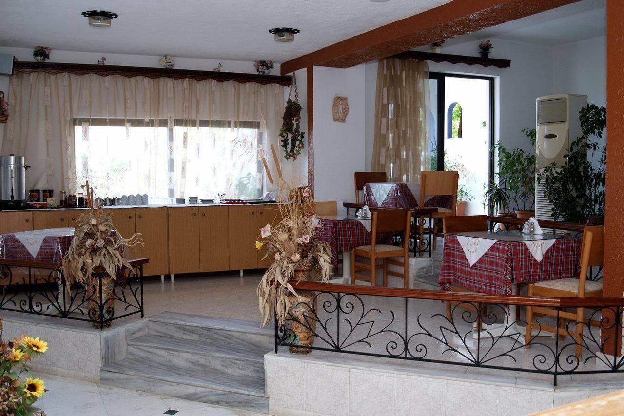 Rosmari Hotel Архангелос Екстериор снимка
